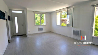 Maison - 70 m² - 4 pièces