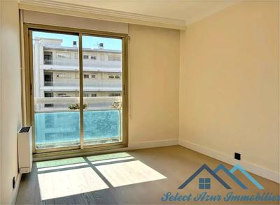 Appartement - 95 m² - 4 pièces