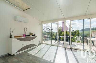 Maison - 243 m² - 7 pièces