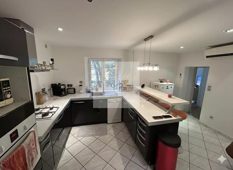 Maison - 88 m² - 3 pièces