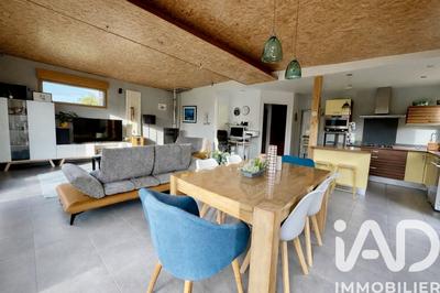 Maison - 121 m² - 4 pièces