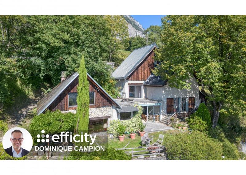 Villa - 196 m² - 8 pièces