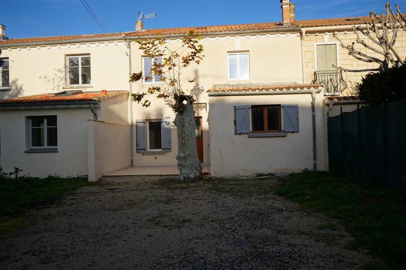 Maison - 88 m² - 4 pièces