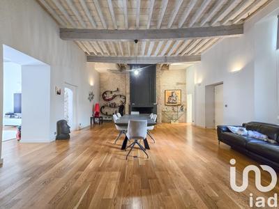 Appartement - 209 m² - 6 pièces