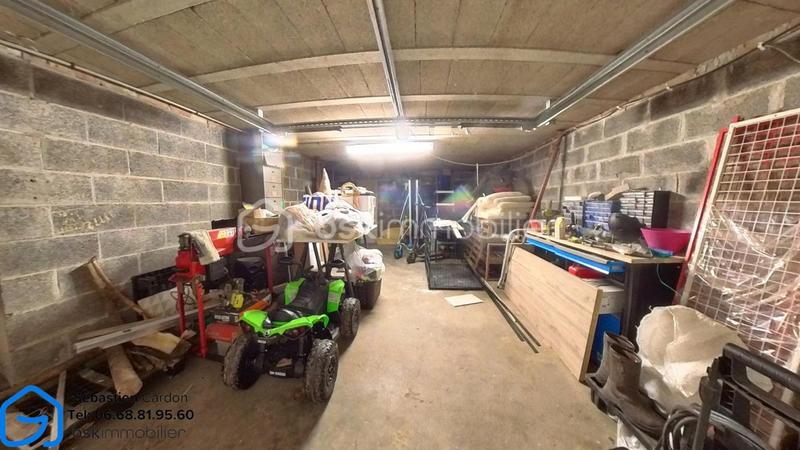 Maison traditionnelle - 96 m² - 6 pièces