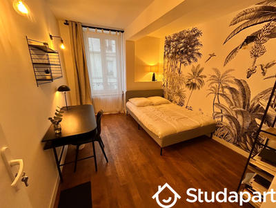 Chambre - 11 m² - 1 pièce