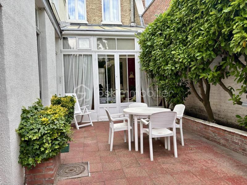 Maison bourgeoise - 252 m² - 10 pièces