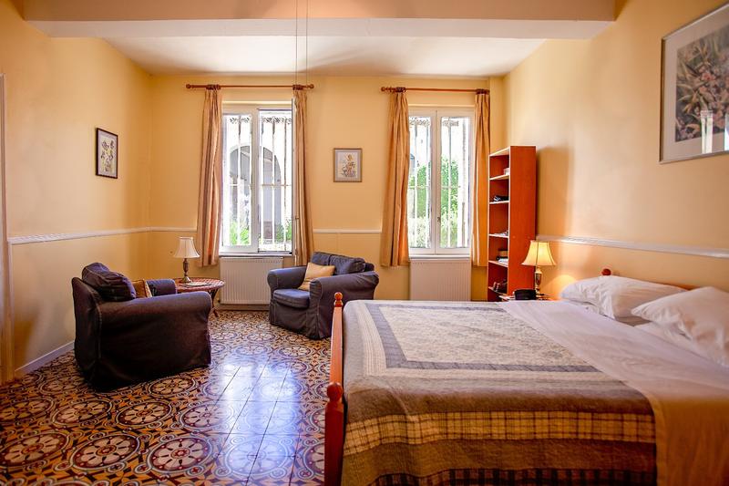 Propriété - 350 m² - 8 pièces