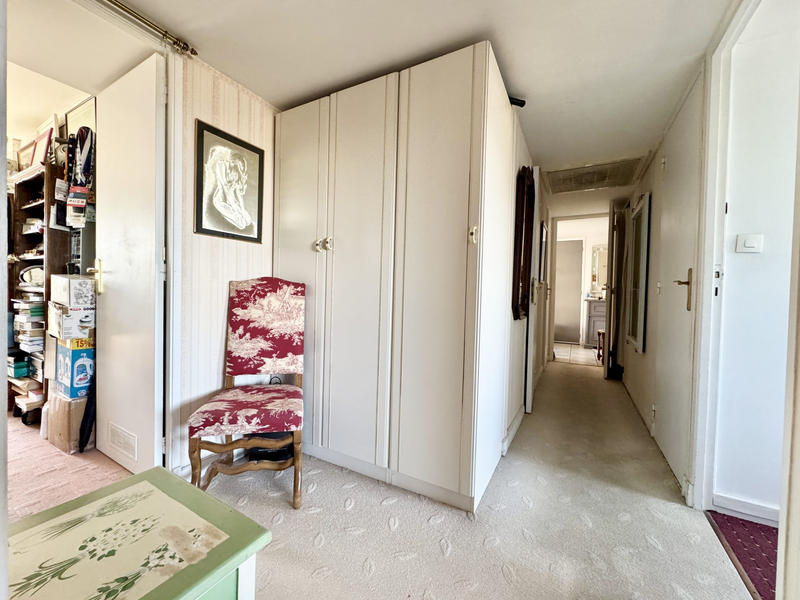 Appartement - 99 m² - 5 pièces