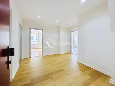 Appartement - 97 m² - 3 pièces