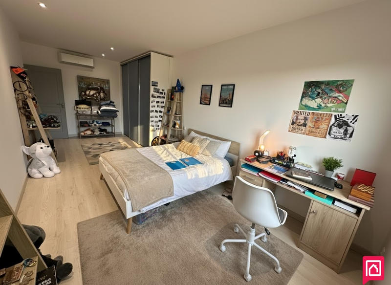 Maison - 168 m² - 6 pièces