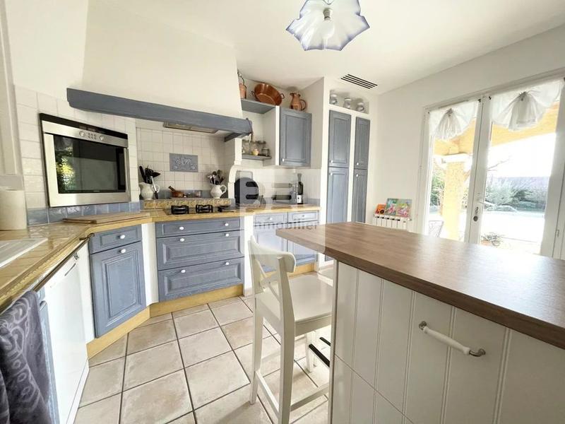 Villa - 225 m² - 7 pièces