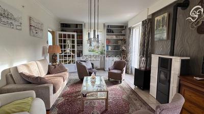 Maison traditionnelle - 132 m² - 7 pièces