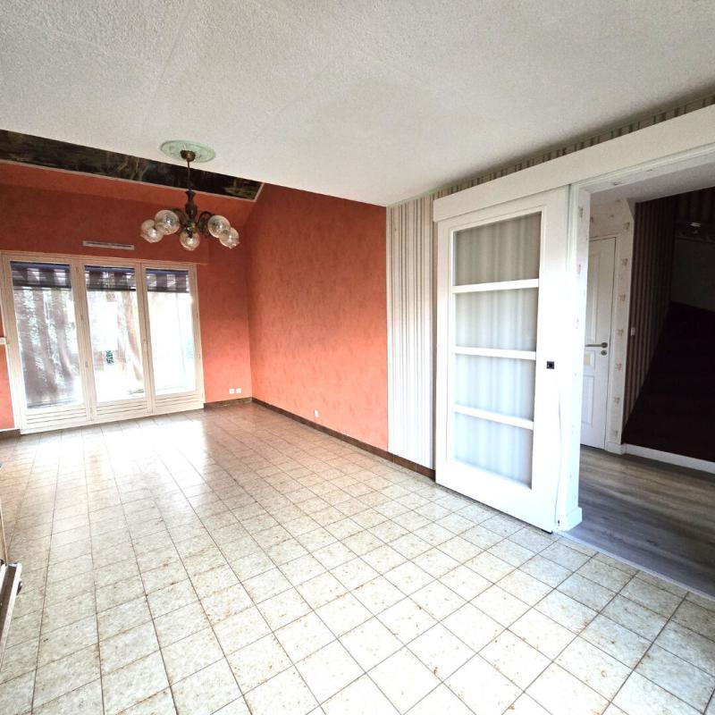 Maison - 93 m² - 6 pièces