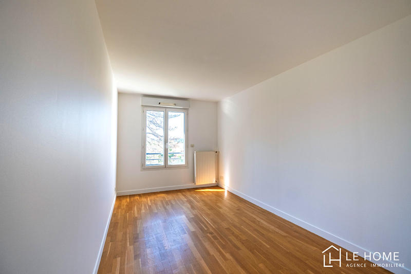 Appartement - 137 m² - 5 pièces
