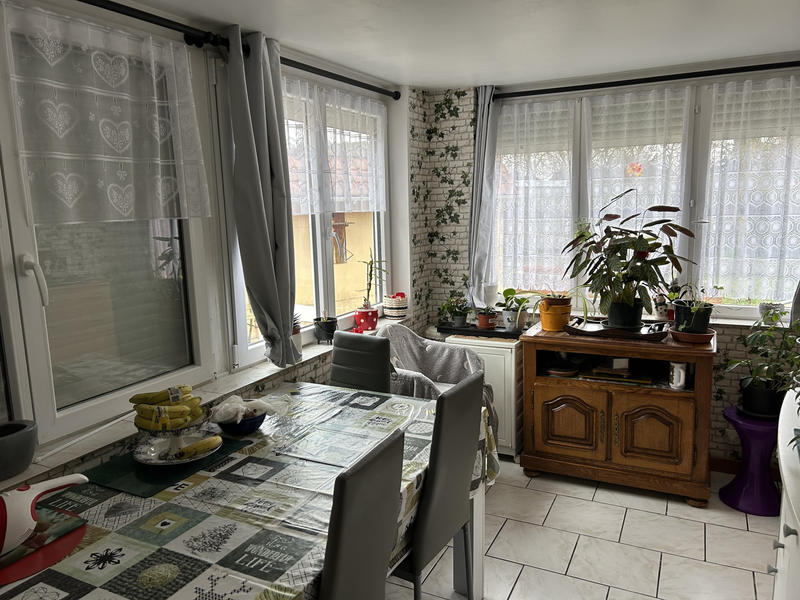 Maison - 128 m² - 8 pièces