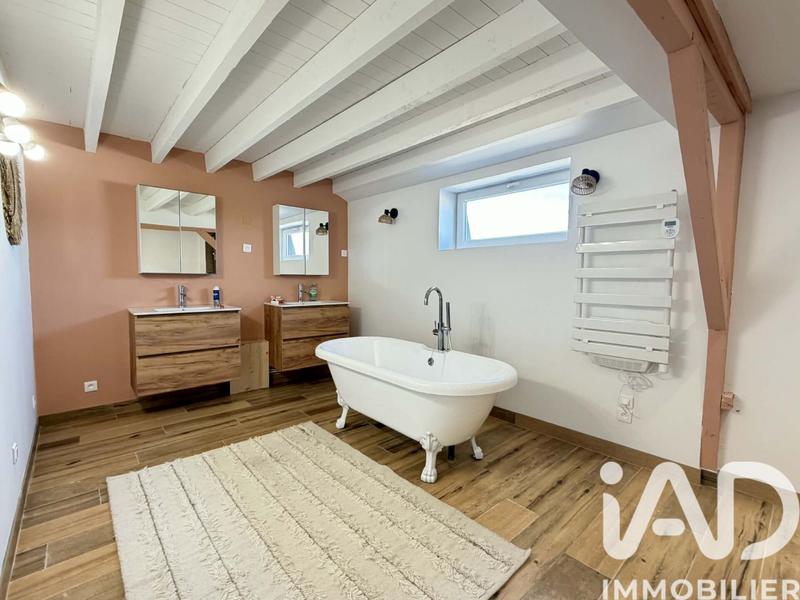 Maison de campagne - 180 m² - 4 pièces