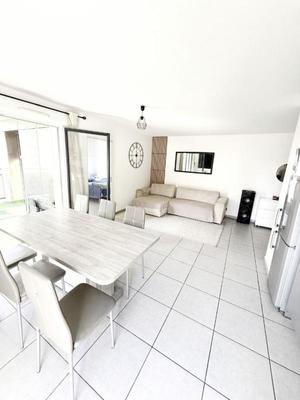 Appartement - 70 m² - 4 pièces