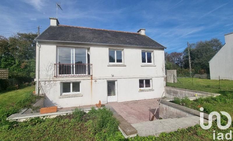 Maison - 96 m² - 8 pièces