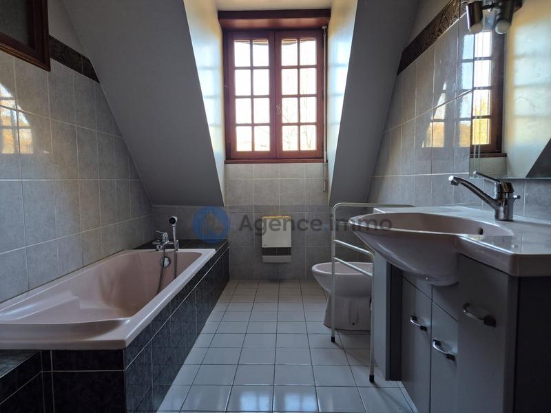 Villa - 240 m² - 7 pièces