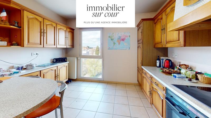 Appartement - 109 m² - 5 pièces