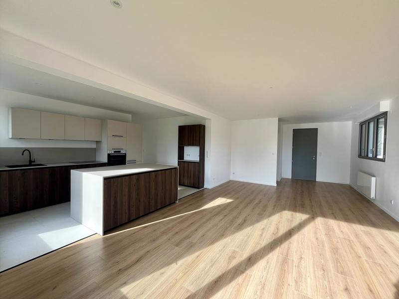 Appartement - 107 m² - 4 pièces