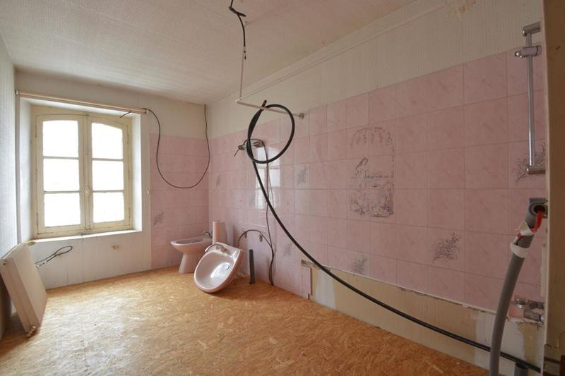 Maison - 200 m² - 8 pièces