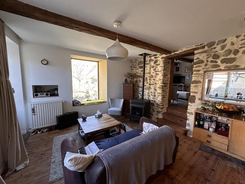 Maison traditionnelle - 102 m² - 4 pièces