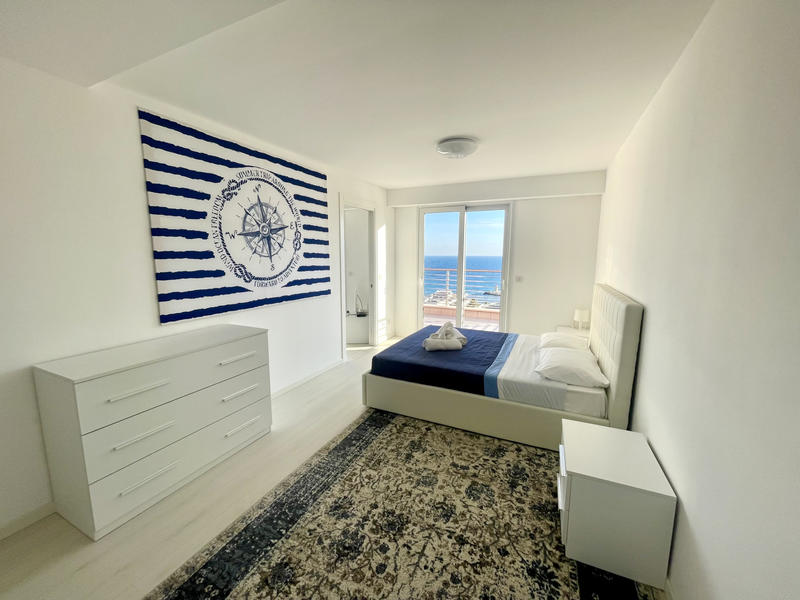 Appartement - 142 m² - 4 pièces