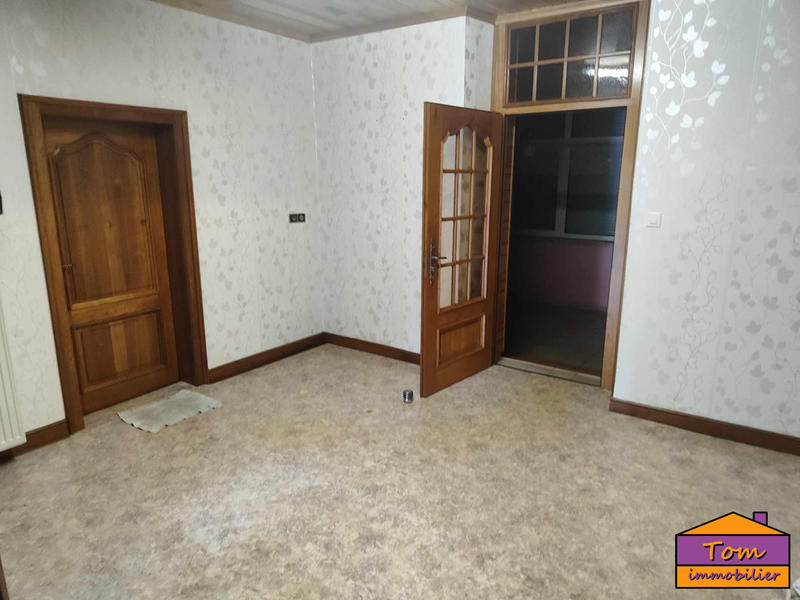 Maison - 250 m² - 10 pièces