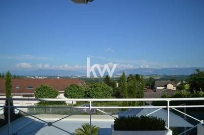 Maison - 227 m² - 8 pièces