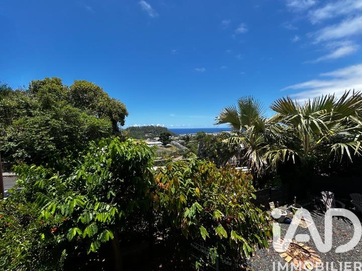 Maison - 106 m² - 5 pièces