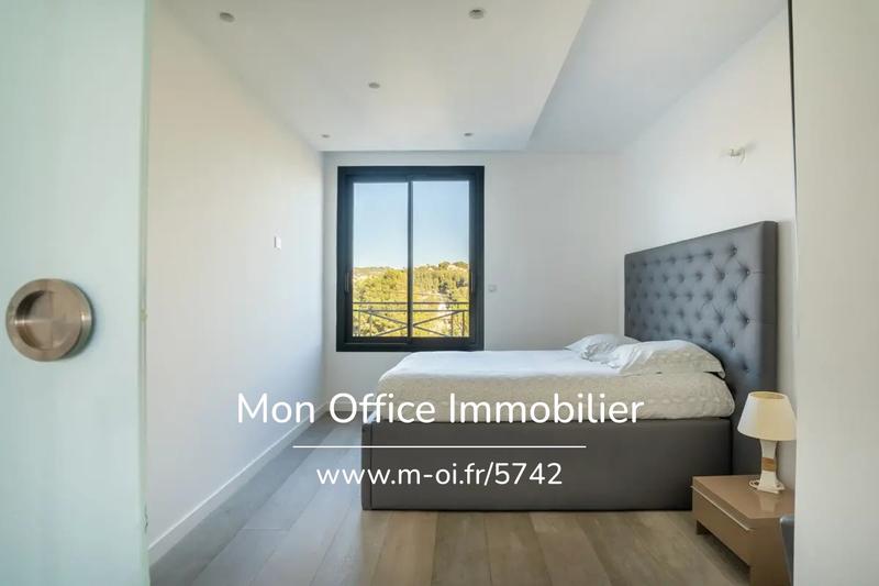 Appartement - 121 m² - 4 pièces