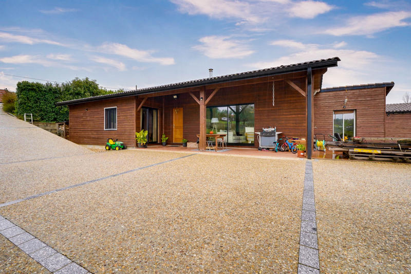 Maison - 125 m² - 5 pièces