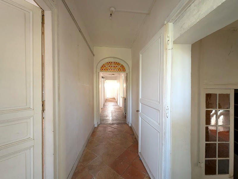 Maison - 250 m² - 7 pièces