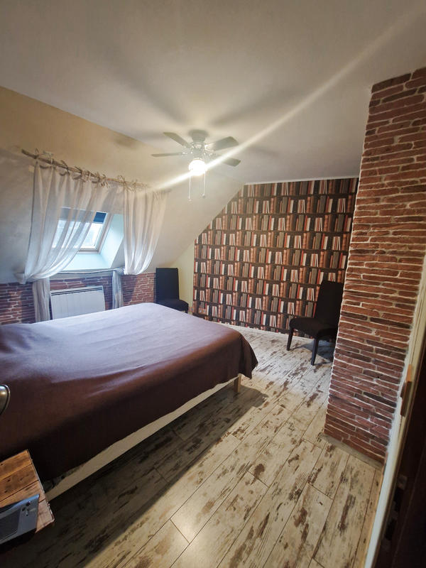 Maison - 223 m² - 7 pièces