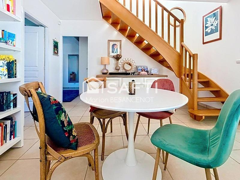 Maison - 96 m² - 4 pièces