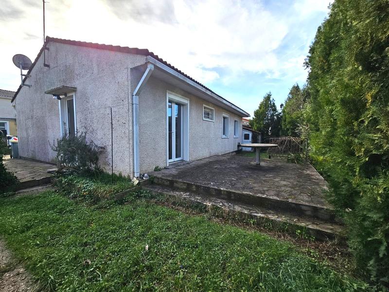 Maison - 84 m² - 4 pièces