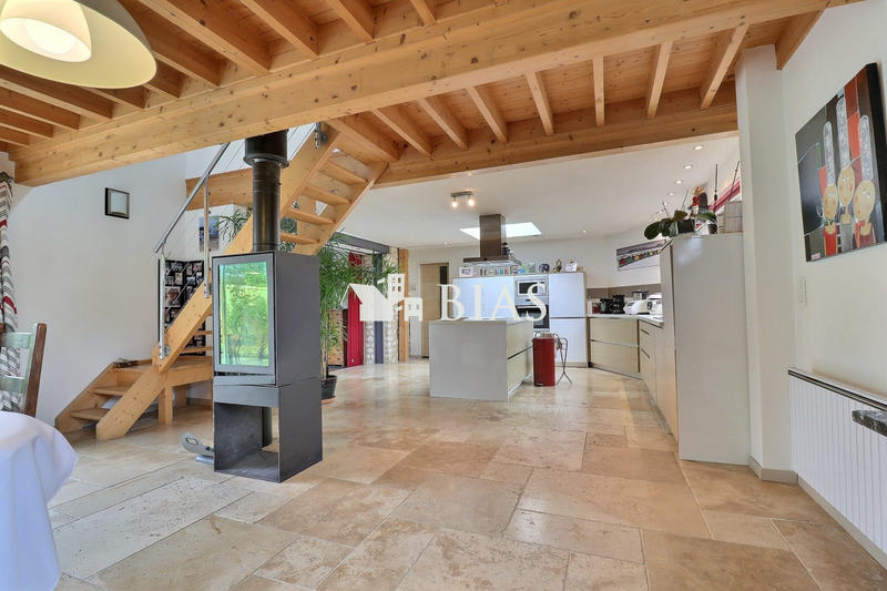 Maison ancienne - 225 m² - 7 pièces
