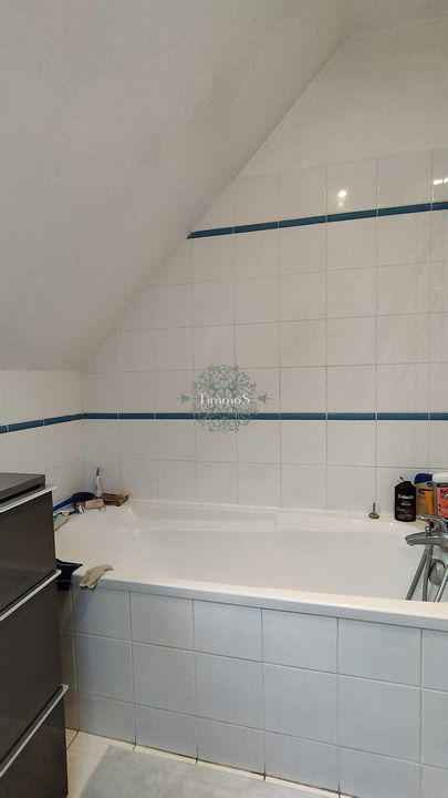 Maison - 100 m² - 6 pièces