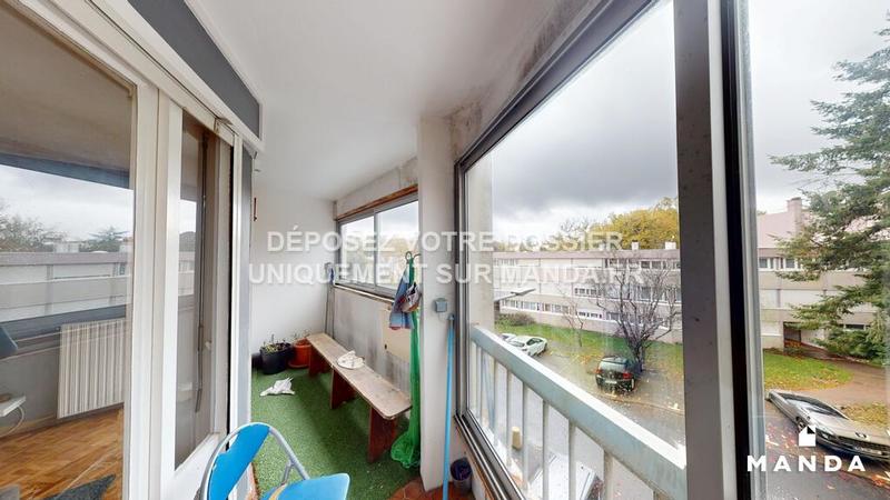 Chambre - 10 m² - 4 pièces