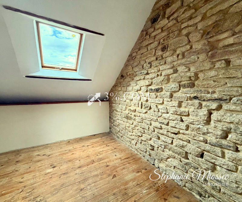 Maison en pierre - 92 m² - 4 pièces