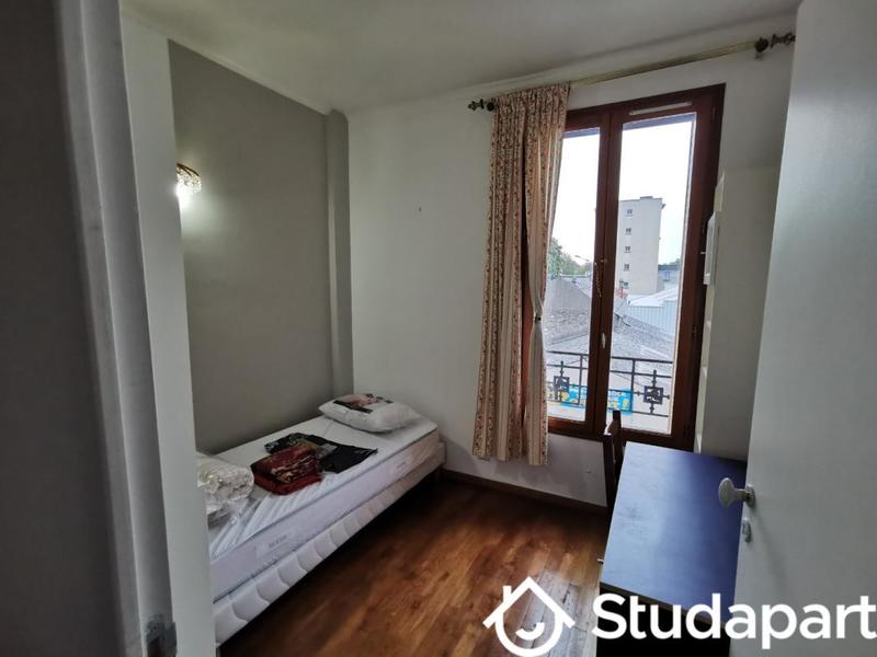 Chambre - 10 m² - 1 pièce