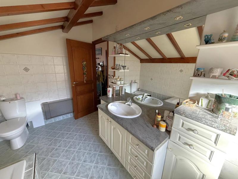 Maison - 107 m² - 5 pièces