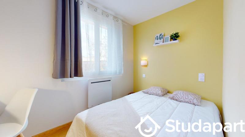 Chambre - 9 m² - 1 pièce