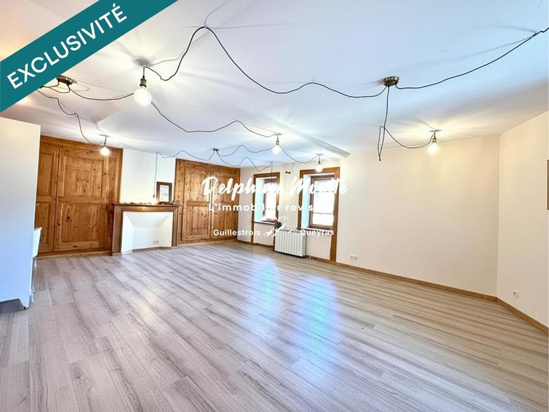 Maison - 196 m² - 5 pièces