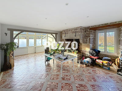 Maison - 190 m² - 6 pièces