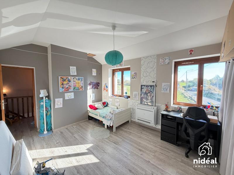 Maison - 196 m² - 6 pièces