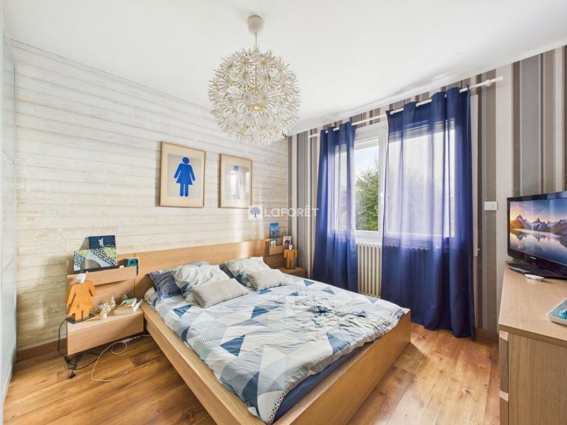 Maison - 140 m² - 7 pièces