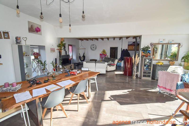 Maison - 189 m² - 7 pièces